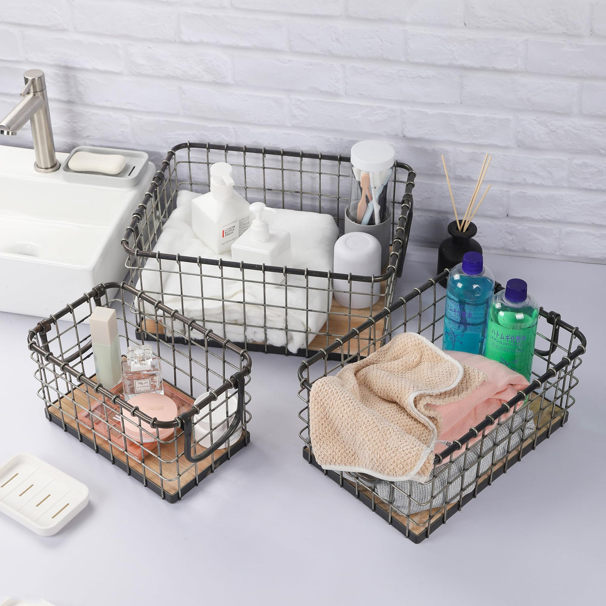 13.8" Wide Rectangular Metal Wire Basket with Wooden Bottom D484